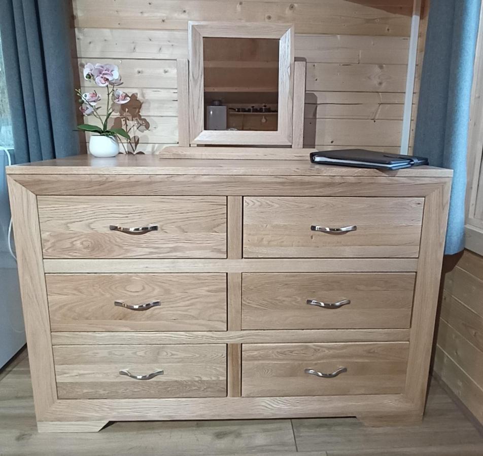 Stock Cosy Cabin מראה חיצוני תמונה