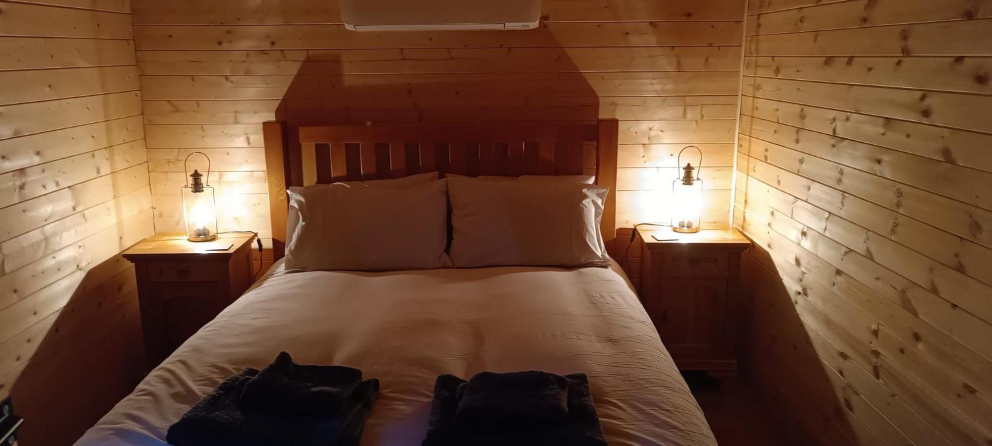 Stock Cosy Cabin מראה חיצוני תמונה