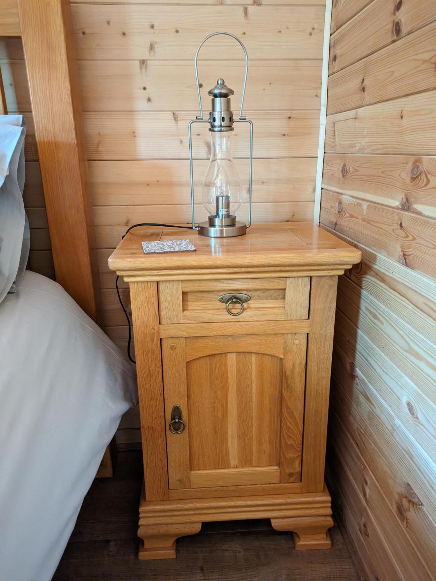 Stock Cosy Cabin מראה חיצוני תמונה